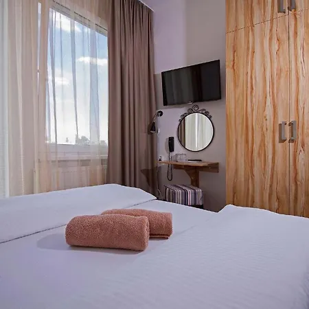 布拉迪斯拉发加尼飞行员酒店