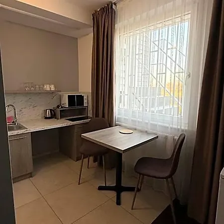 Otel Aviator Garni