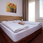 Aviator Garni 3* Bratysława