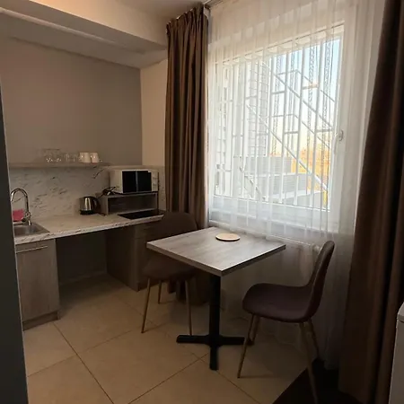 Aviator Garni 3* Братислава